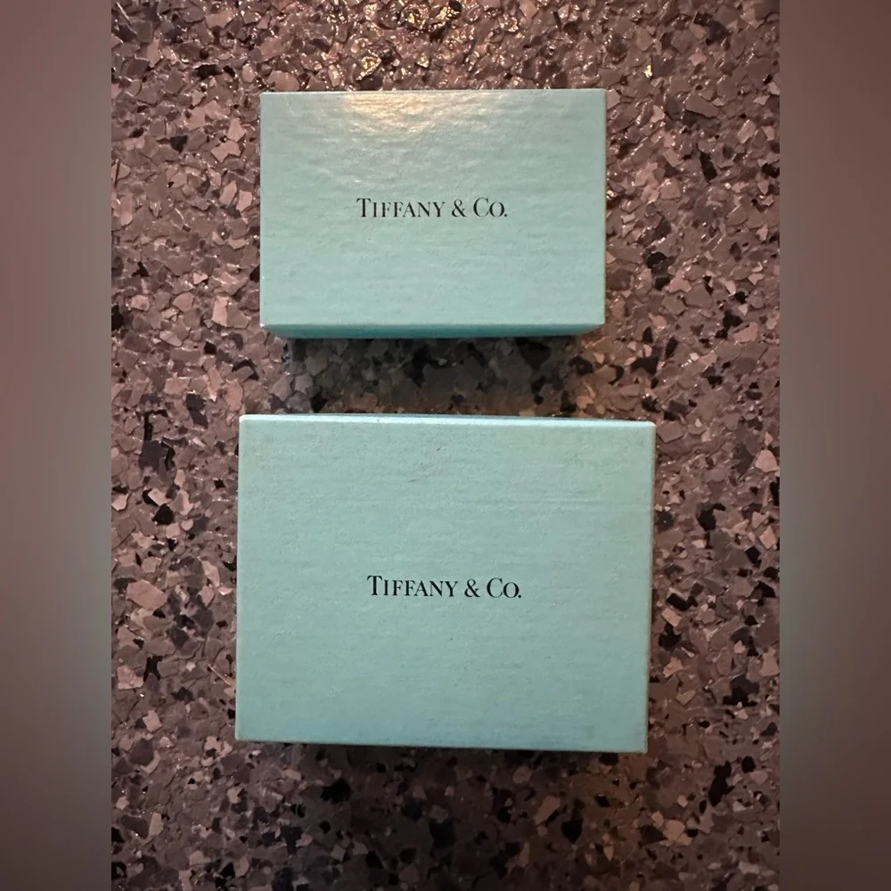 Lot Of 2 Tiffany Co Jewelry Boxes & Felt Dust Bags Luxury Blue